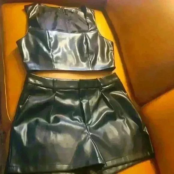 7 For All Mankind Pants - 7 for all Mankind faux leather set sz Large